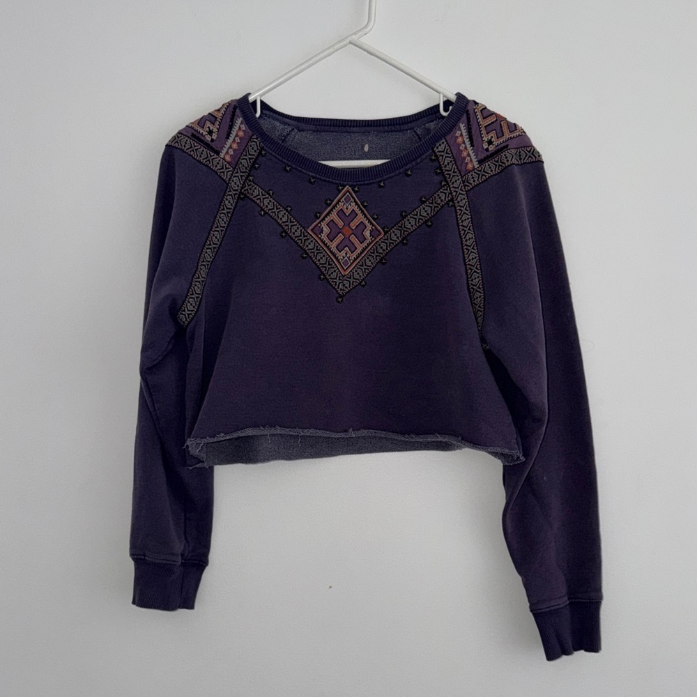 Vintage Y2K Embroidered Studded Purple Sweatshirt
